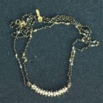 Collar tradicional de boda hindú (Mangalsutra) en oro amarillo 18K con diamantes