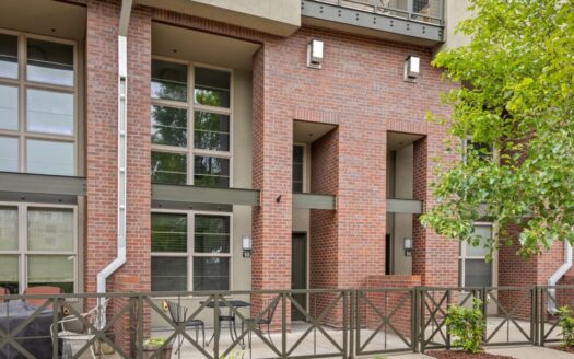 7700 E 29th Ave #102